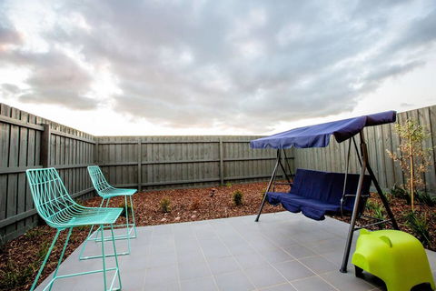 StylishTownhouse@Narre Warren/TrainStation/SC - Accommodation Rockhampton 1
