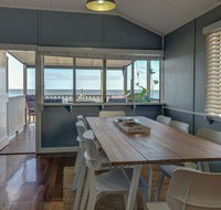 Sublime Beachfront Queenslander on the Esplanade - Accommodation Rockhampton