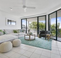 Sunny and spacious Sunshine Beach - Accommodation Rockhampton