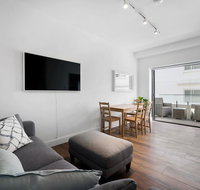 Sunlit 1 Bedroom Apartment right at Bondi Beach - Accommodation Rockhampton