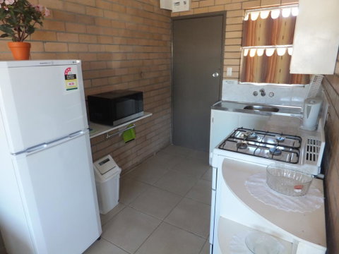 Sunrise Units - Accommodation Rockhampton 3