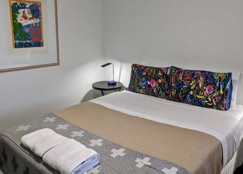 Superb 2 BR Apartment Minutes To CBD- Cen8 - Accommodation Rockhampton 3