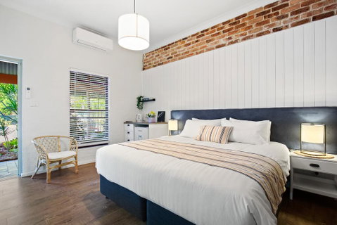 Surfaris Retreat - Accommodation Rockhampton 2