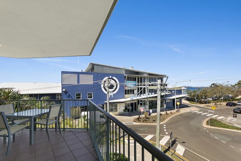 Surfcomber On The Beach - Accommodation Rockhampton 3