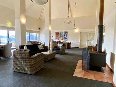 Surfpoint Resort - Accommodation Rockhampton 2