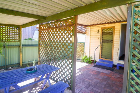 Surfs Up - Accommodation Rockhampton 3