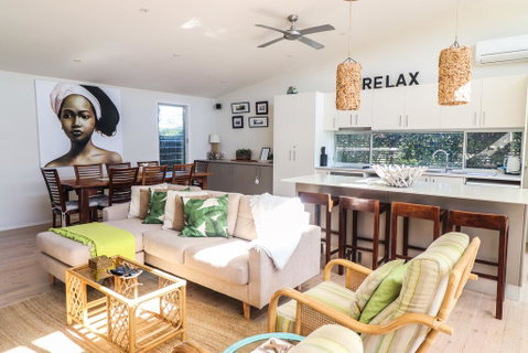 Surfside - Accommodation Rockhampton 3