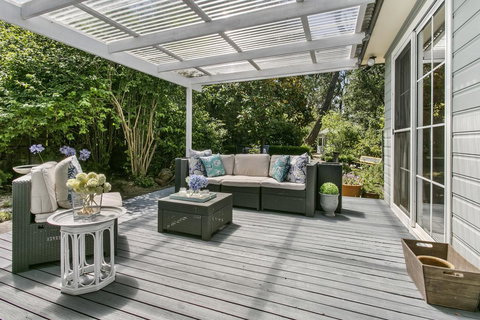 Swanbrook - Accommodation Rockhampton 0