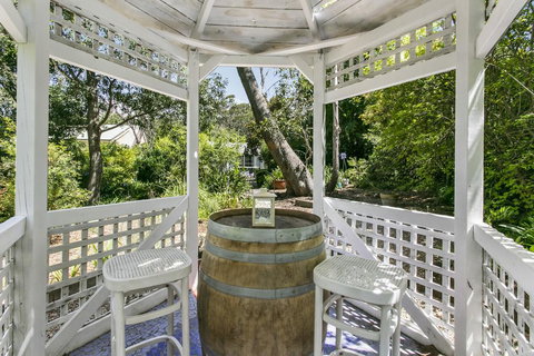 Swanbrook - Accommodation Rockhampton 3