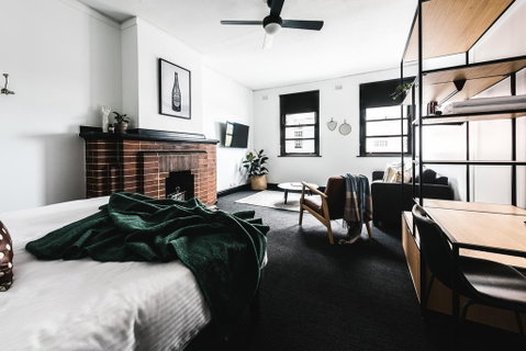 Sydney Park Hotel - Accommodation Rockhampton 0