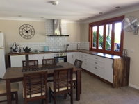 Book Takura Accommodation Vacations Accommodation Rockhampton Accommodation Rockhampton