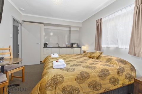 Tall Trees Motel Mountain Retreat - Accommodation Rockhampton 1