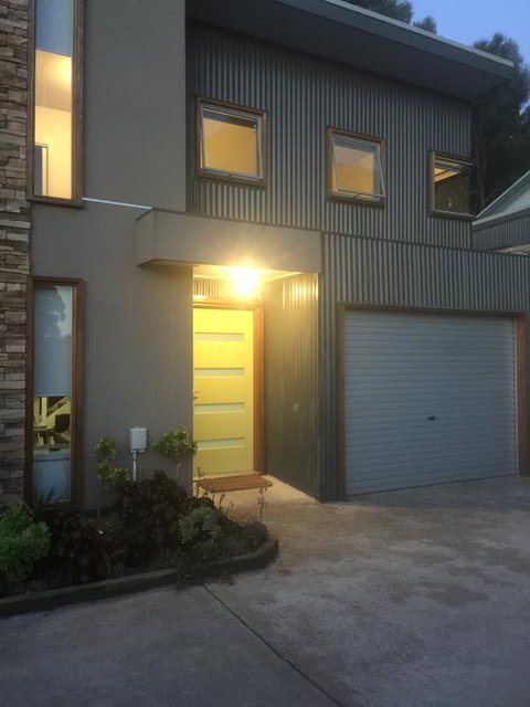 Tangles - Accommodation Rockhampton 0