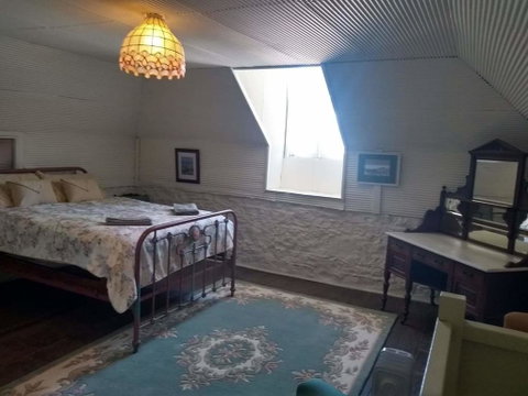 Tanilba House - Accommodation Rockhampton 2