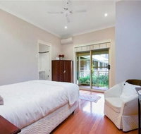 The Acreage Luxury BB and Guesthouse - Accommodation Rockhampton