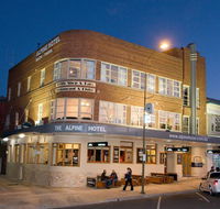 The Alpine Hotel - Accommodation Rockhampton