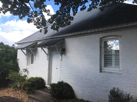The Bakers Cottage - Accommodation Rockhampton 2