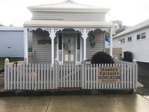 Stanley-upstairs - Accommodation Rockhampton 0