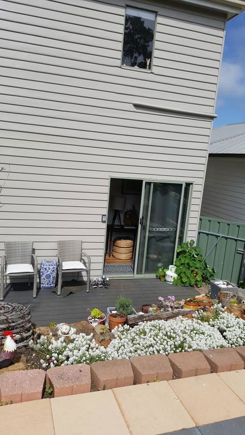 Stanley-upstairs - Accommodation Rockhampton 5