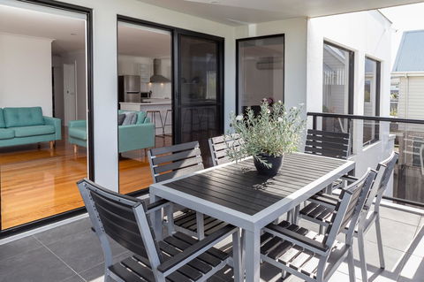 Pearl Hawley Beach - Accommodation Rockhampton 12