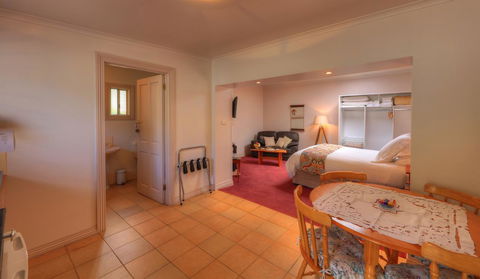 Ellie\'s Cottages - Accommodation Rockhampton 13