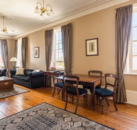 Grand Old Duke - Accommodation Rockhampton