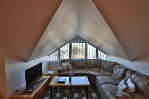 Stamps Of Stanley - Accommodation Rockhampton 5