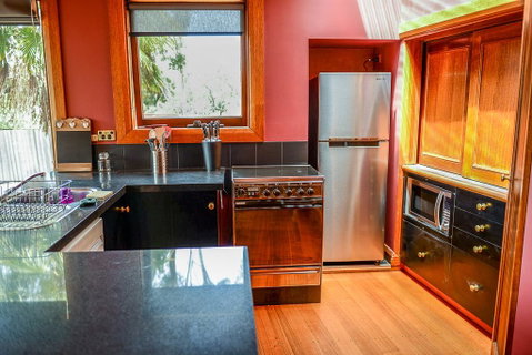 Bridge View Retreat - Accommodation Rockhampton 27