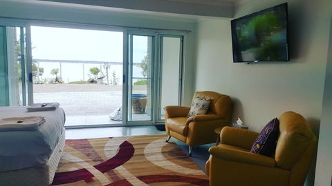 AppleBay Guest House - Accommodation Rockhampton 12