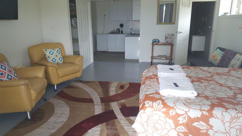 AppleBay Guest House - Accommodation Rockhampton 14
