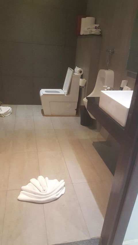 AppleBay Guest House - Accommodation Rockhampton 2