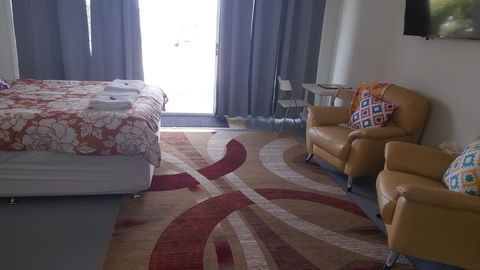 AppleBay Guest House - Accommodation Rockhampton 18