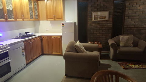 AppleBay Guest House - Accommodation Rockhampton 33