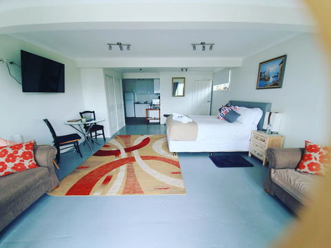 AppleBay Guest House - Accommodation Rockhampton 1