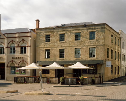 Moss Hotel - Accommodation Rockhampton 0
