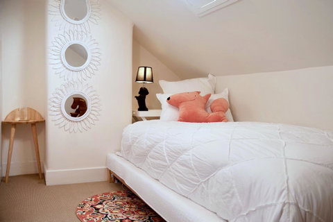 Lotus Gogh Apartment - Accommodation Rockhampton 23