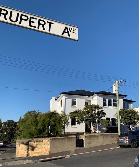Devine Stays - Rupert #1 NOHO Art Apartment - Accommodation Rockhampton 4