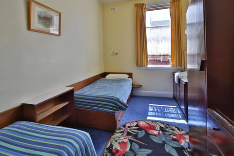 Astor Private Hotel - Accommodation Rockhampton 9