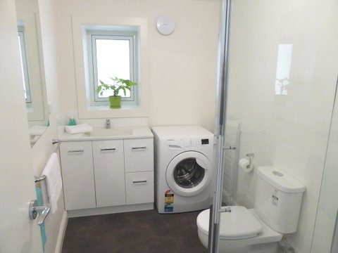 338 On Murray - Accommodation Rockhampton 8