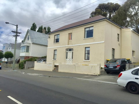 338 On Murray - Accommodation Rockhampton 9