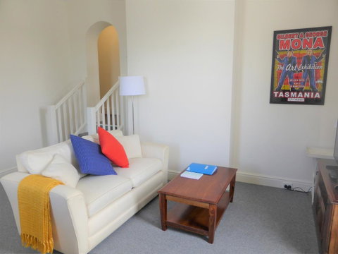 338 On Murray - Accommodation Rockhampton 1