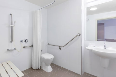 Travelodge Hotel Hobart Airport - Accommodation Rockhampton 5