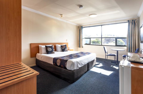 Black Buffalo - Accommodation Rockhampton 0