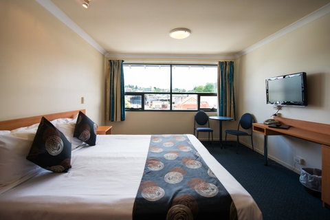 Black Buffalo - Accommodation Rockhampton 1