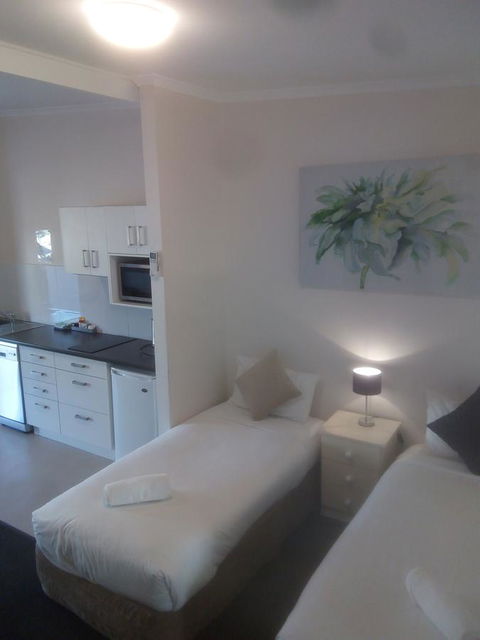 Abel Tasman Airport Motor Inn - Accommodation Rockhampton 11