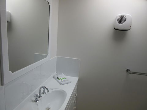 Abel Tasman Airport Motor Inn - Accommodation Rockhampton 18