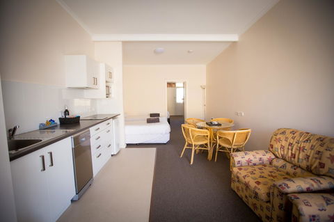 Abel Tasman Airport Motor Inn - Accommodation Rockhampton 32