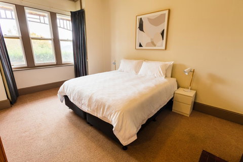 360 Murray - Accommodation Rockhampton 7