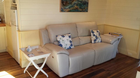 The Mill House Cottage - Accommodation Rockhampton 9