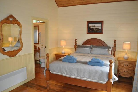 The Mill House Cottage - Accommodation Rockhampton 10